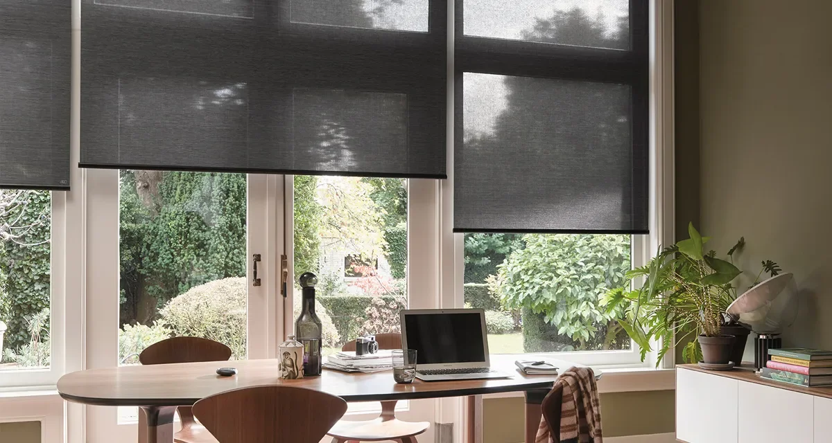 raamdecoratie_rolgordijn_sfeer1200_1 raamdecoratie_rolgordijn_sfeer1200_1